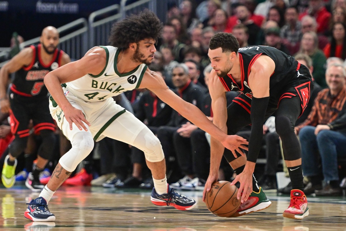 Chicago Bulls guard Zach LaVine (8) is guarded by Milwaukee Bucks guard Andre Jackson Jr. (44) 